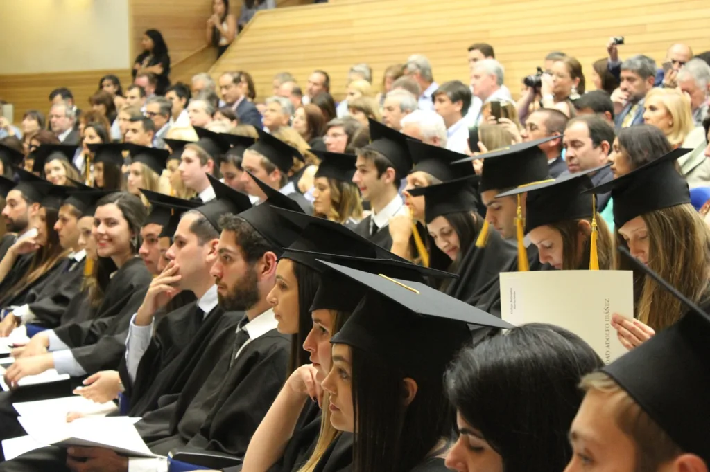 college students, diploma, graduate, kesalahan-fatal-mahasiswa-baru